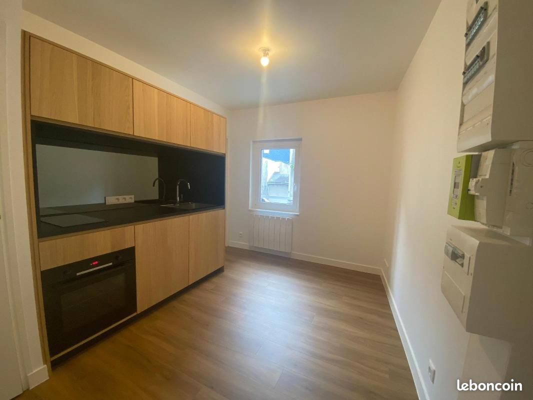 Appartement 1 pièce 21 m² · à Angers · 21 m² · 595 €