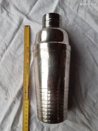 SHAKER STYLE ART Deco Orfevre Francais St Medard Metal Argente EUR 120,00 - FR