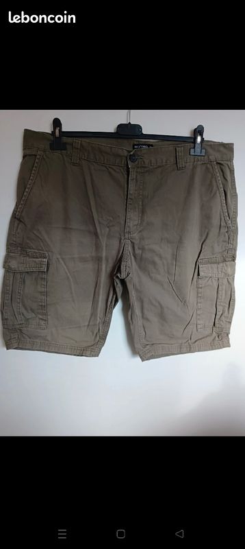 Bermuda marque in extenso taille 38 en très bon état tous nos vêtements sont lavés et désinfectés (image 1)