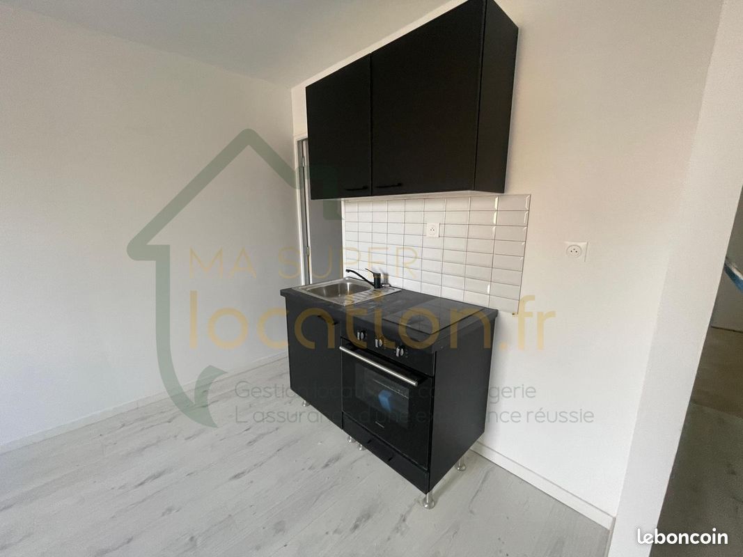 Appartement 30 m² · à Saint-Quentin · 30 m² · 400 €