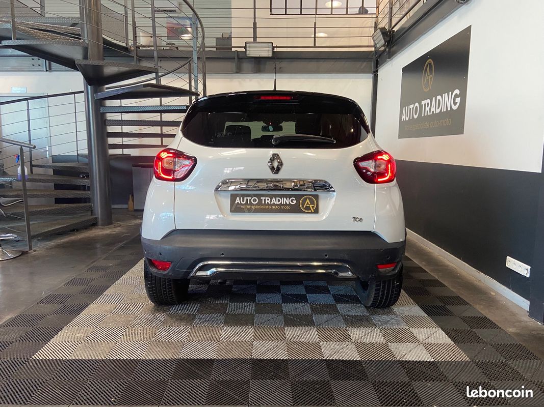 RENAULT CAPTUR TCe 120 Energy Initiale Paris (image 5)