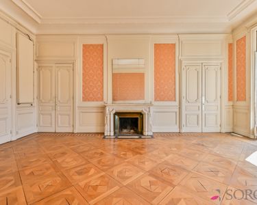 Appartement 1 150 000 € - 243 m²