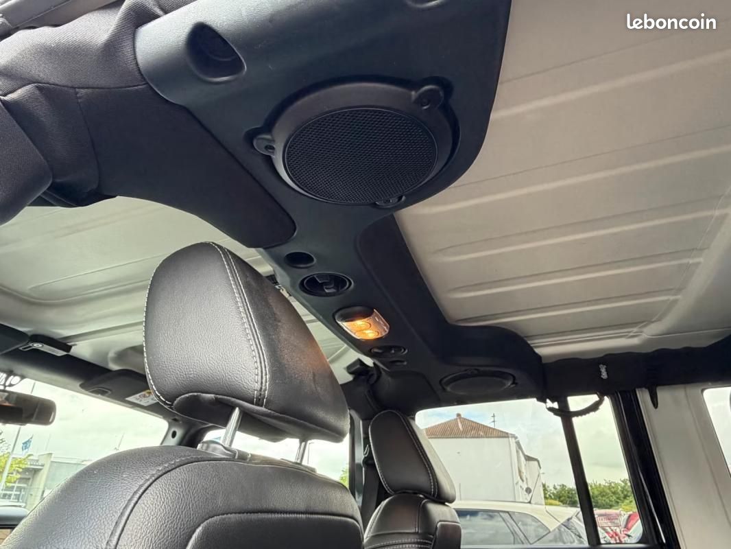 Jeep Wrangler Sahara 2.8 200ch - Toit ouvrant Révision complète Pack Sport Régulateur de vitesse (image 13)