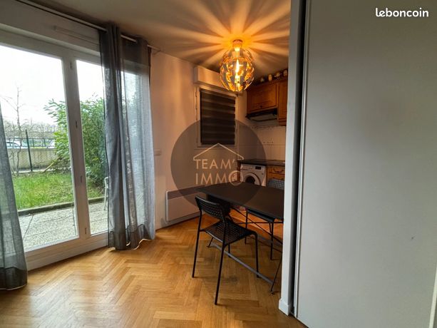 Studio 1 pièce 29 m²