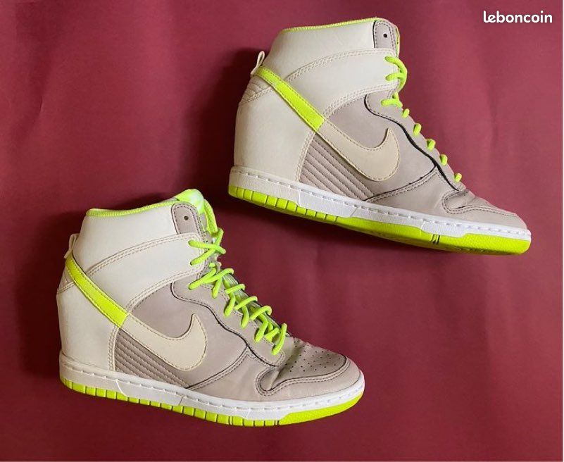 Nike WMNS Dunk Sky Hi Essential “Light Orewood Brown/Volt” (528899-008) – EU 37.5 / US Women 6.5 / UK 4 / 23.5 cm (image 1)