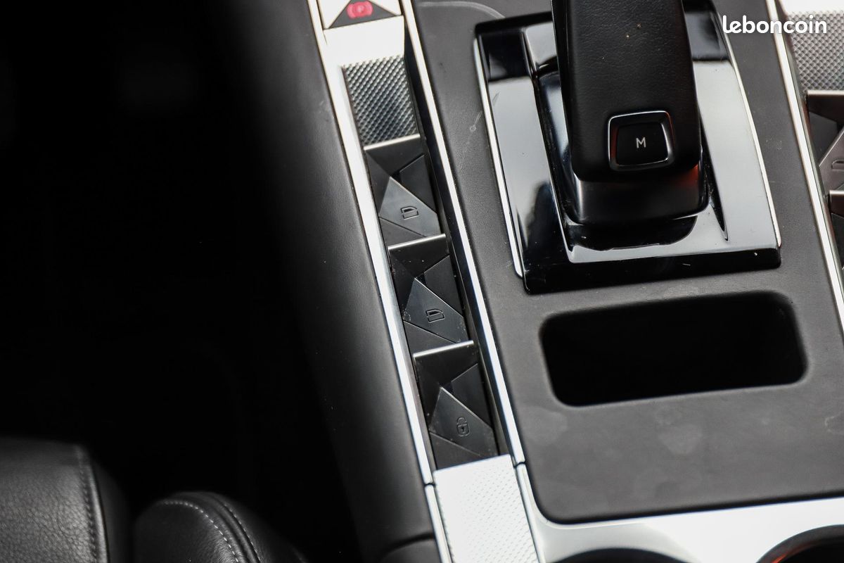 DS DS 7 CROSSBACK DS7 1.6 PureTech 225 EAT8 Executive Rivoli CAMERA GPS CARPLAY ???????CHAINE (image 41)