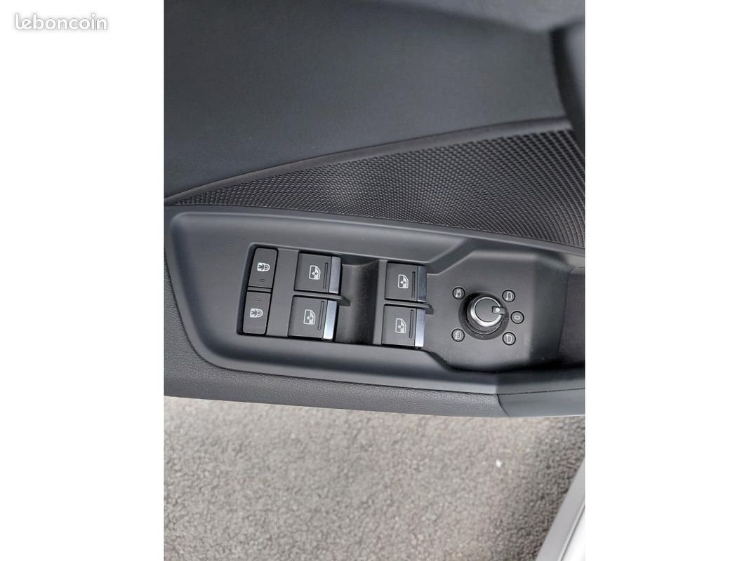 AUDI A3 SPORTBACK 1.4 40 TFSIE 204H 150 PHEV HYBRID 25.7KWH S-LINE S-TRONIC BVA / Toit Panoramique / Garanti (image 21)