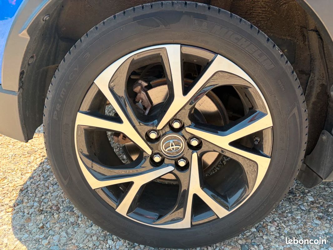 TOYOTA C-HR HYBRIDE PRO RC18 C-HR Pro 122h Collection (image 25)