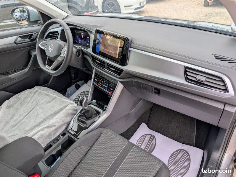 Volkswagen T-ROC 1.0 TSI 110CH LIFE PLUS (image 19)