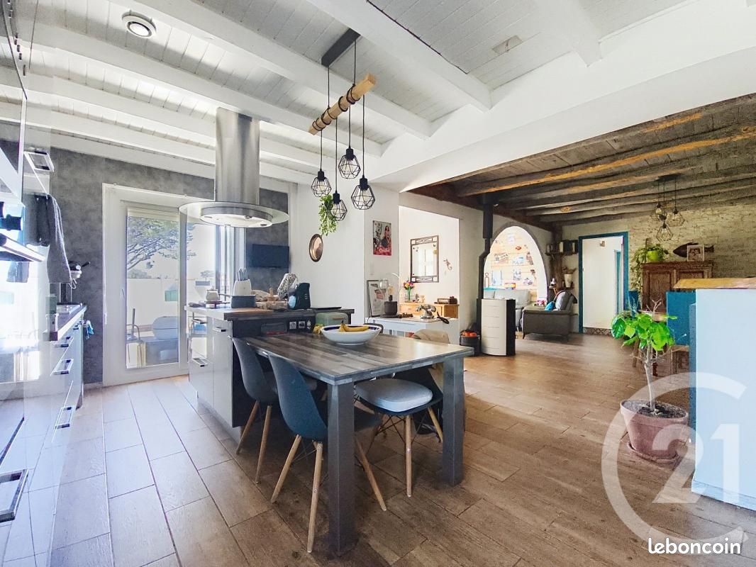 Maison 5 pièces 124 m² · à Bressols · 124 m² · 270 000 €