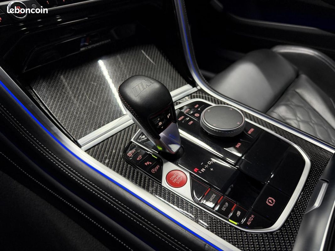 BMW M8 Compétition V8 4.4 625 cv Coupé xDrive - PACK CARBONE / LASER / CERAMIQUES / HARMAN KARDON / HUD (image 24)