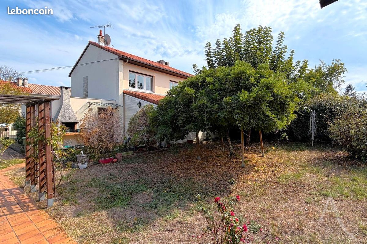 Maison 5 pièces 112 m² · à Villenave-d'Ornon · 112 m² · 380 000 €