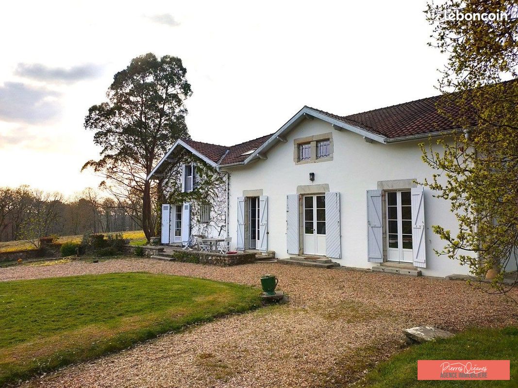 Maison 10 pièces 300 m² - Saint-André-de-Seignanx 40390 (image principale 0)