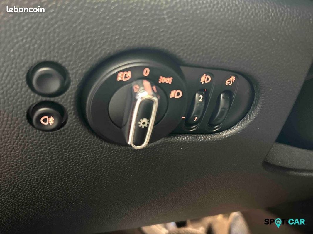 MINI Hatch 5 Portes Cooper 136 ch DKG7 Essential (image 22)
