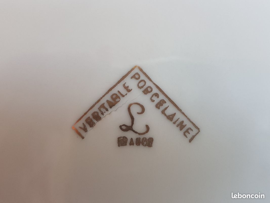Assiettes et plat porcelaine véritable (image 4)