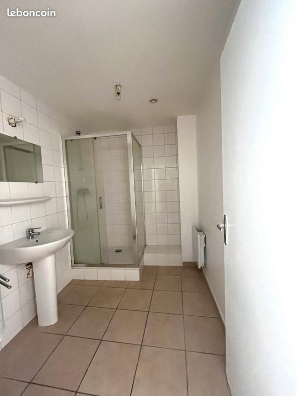 Appartement a louer rillieux-la-pape - 1 pièce(s) - 39 m2 - Surfyn