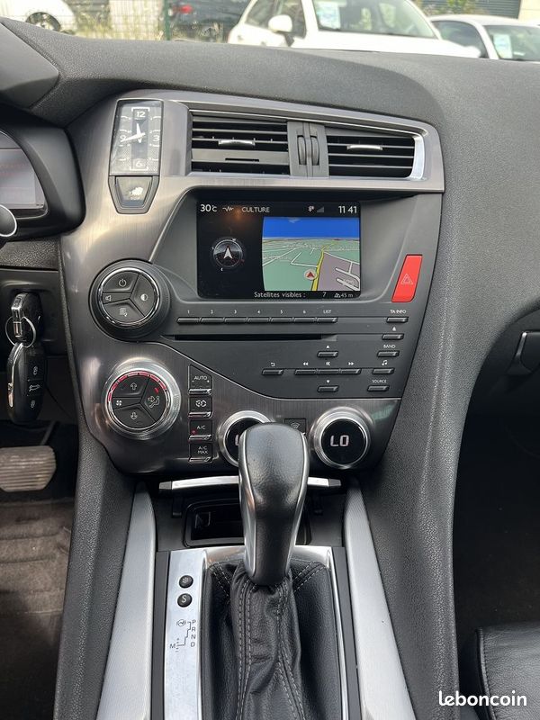 Citroen DS5 2.0 BLUEHDI180 BE CHIC S&S EAT6 (image 13)