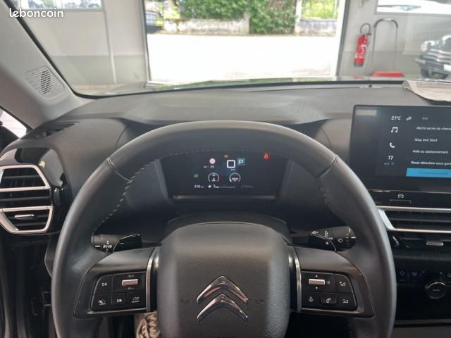 Citroën C4 BlueHDi 130 EAT8 Plus (image 18)