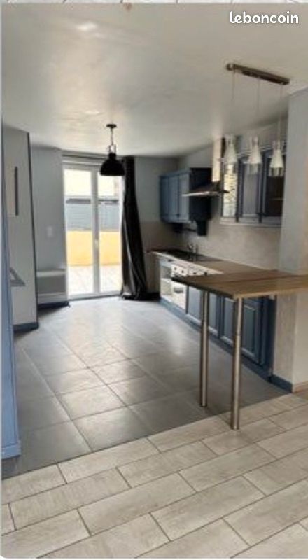 Appartement 3 pièces 79 m² · à Fougères · 79 m² · 750 €/mois