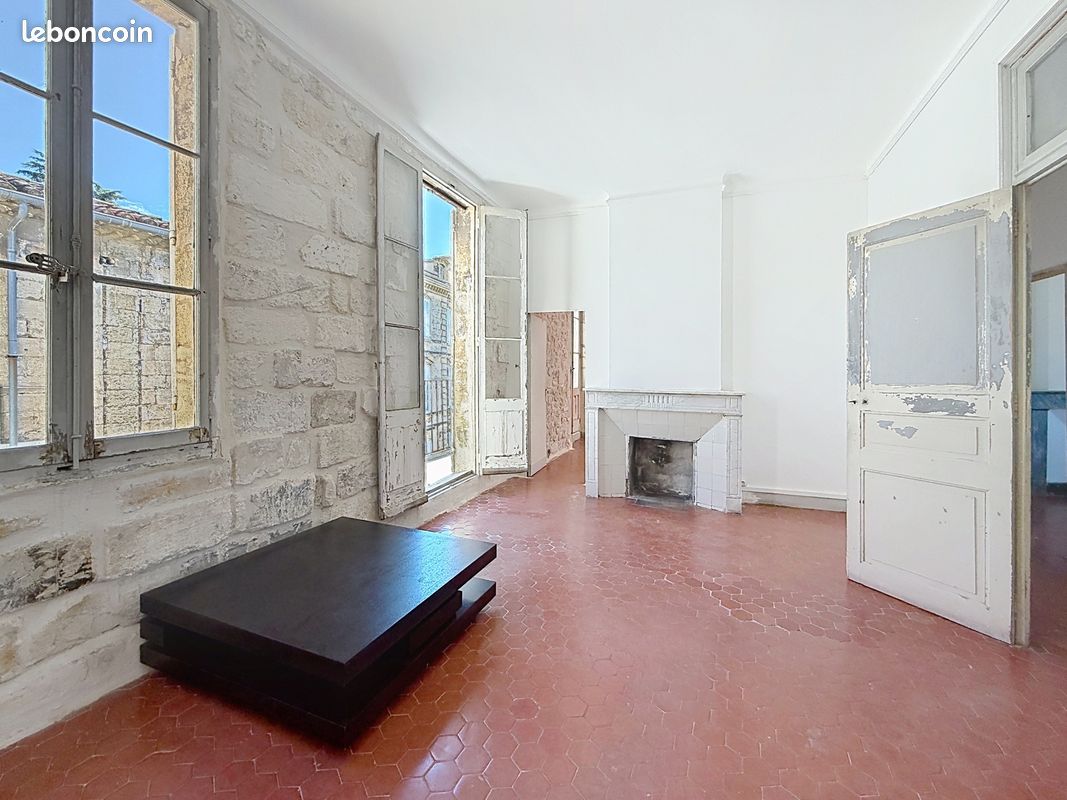 Appartement 6 pièces 127 m² · à Avignon · 127 m² · 330 000 €