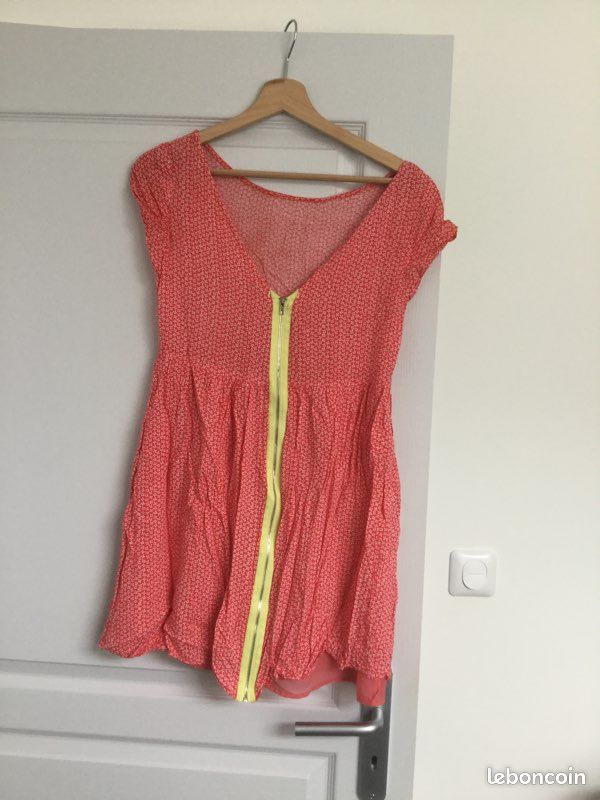Robe (image 2)