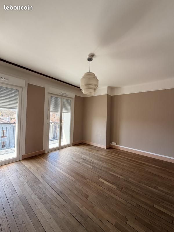 Appartement 3 pièces 71 m² · à Neufchâteau · 71 m² · 372 €/mois