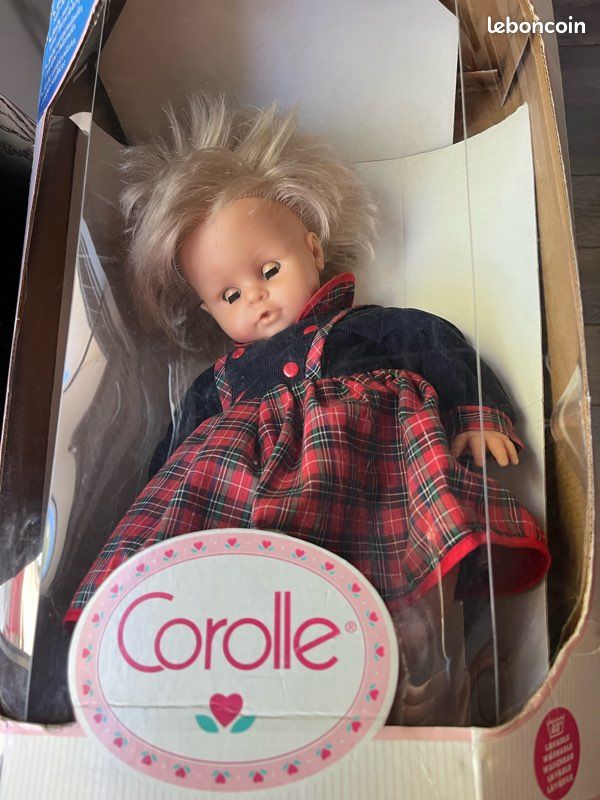 Poupée corolle 42 cm (image 1)