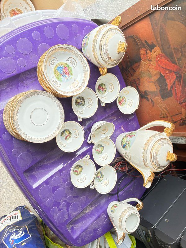 ASSIETTE DECORATIVE FRAGONARD Bleu COBALT Veritable Porcelaine D'Art Limoge N2 EUR 15,00 - FR