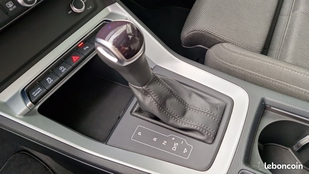 Audi Q3 35 TFSI 150 CH S tronic 7 BUSINESS LINE (image 15)