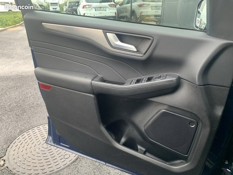 Ford Kuga 2.5 Duratec 190ch FHEV E85 Titanium BVA (image 25)