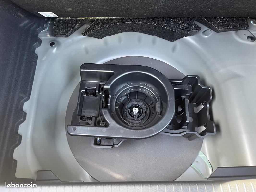 Opel Corsa 1.2 Turbo Hybrid 110 ch Autom - GS (image 8)