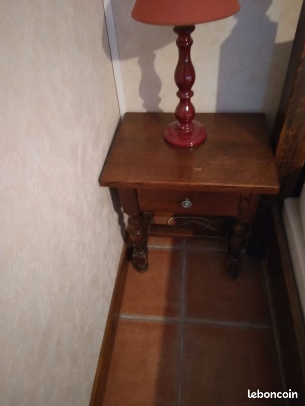Chambre adulte (Lit + 2chevets) (image 2)
