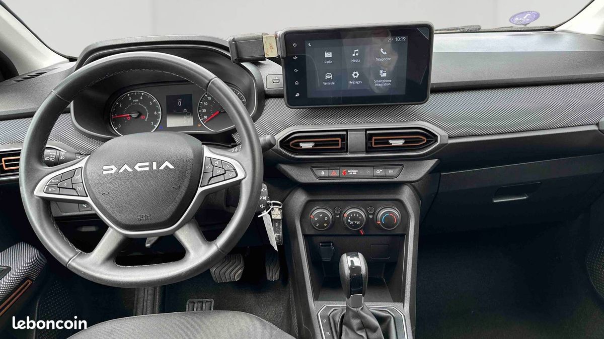 DACIA Sandero TCe 90 CVT Stepway Expression (image 13)