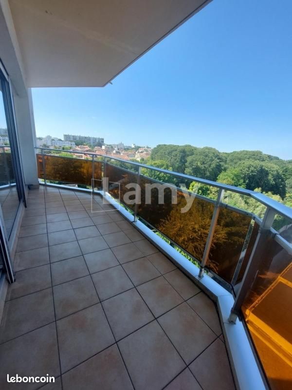 Appartement 1 pièce 32 m² · à Bordeaux · 32 m² · 667 €