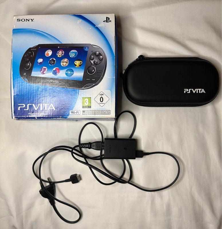 Console PlayStation Portable(PSP)+ Carte Mémoire 16Go + 42 Jeux