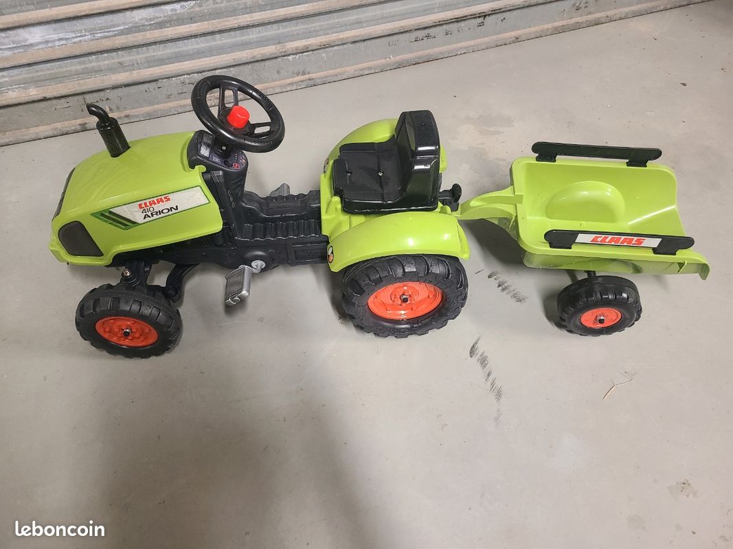 Tracteur à pédale claas (image 1)