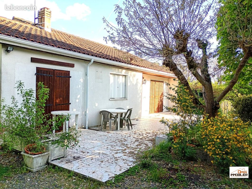 Maison 4 pièces 92 m² · à Saint-Laurent-de-Cognac · 92 m² · 184 500 €