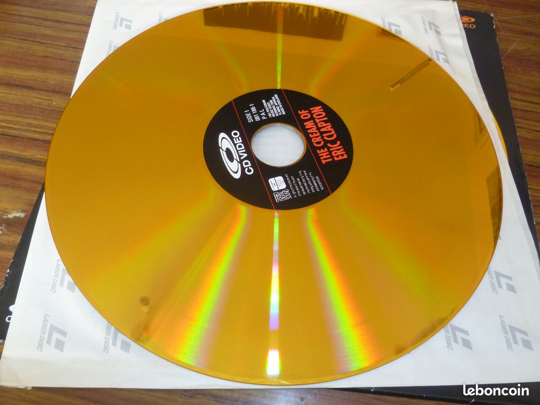 Laser disc vidéo "The cream of ERIC CLAPTON" (image 2)
