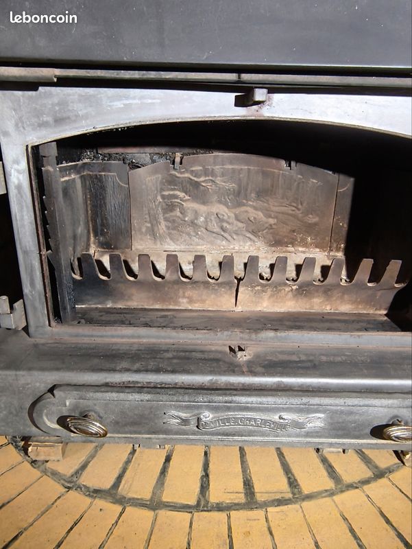 Poêle à bois Deville en fonte (image 4)