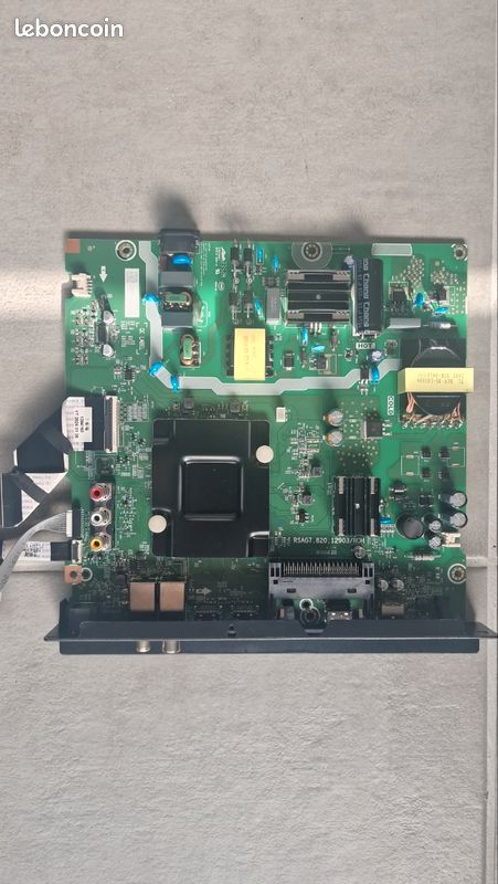 Carte Mère TV Hisense H55A6500 – D’occasion Fonctionnelle – Pièce Détachée
