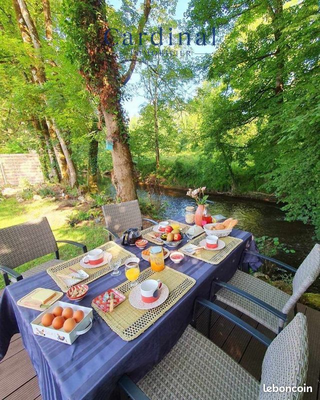 Maison 7 pièces 150 m² · à Saint-Pierre-de-Côle · 150 m² · 189 900 €