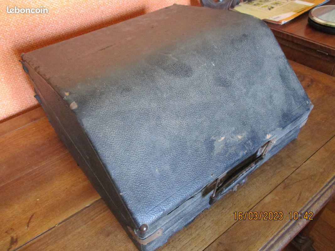 Ancien accordéon de piano ADLER PERFEKTA rouge (image 6)