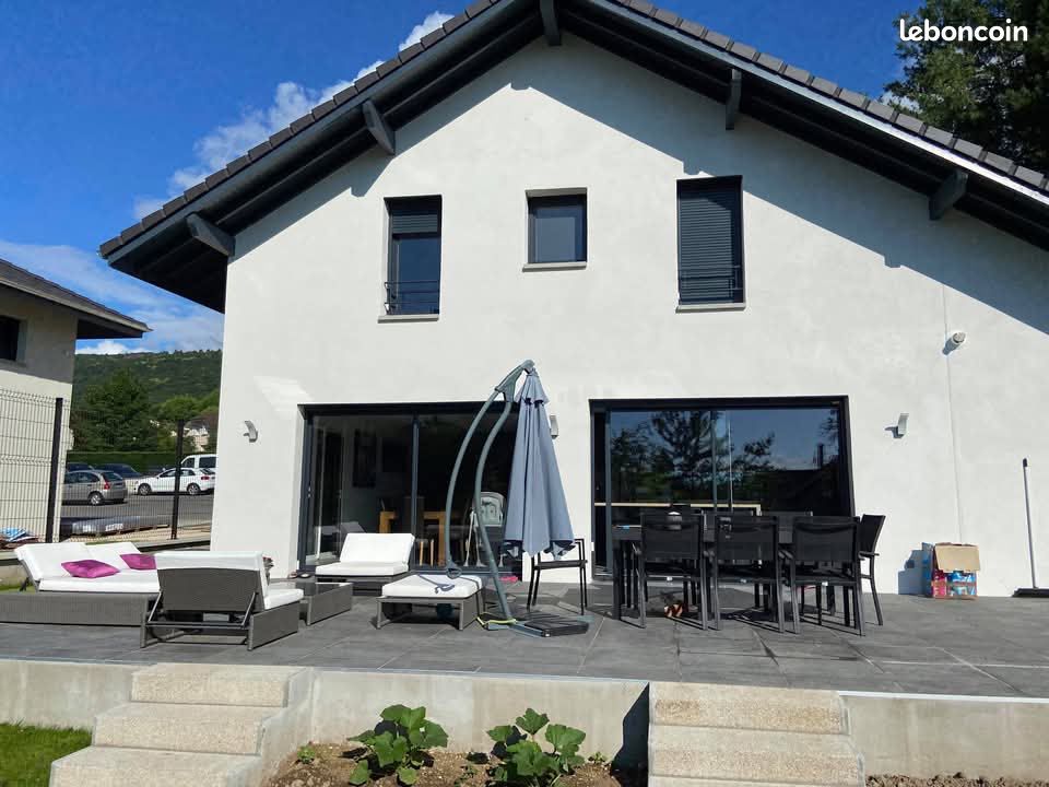 Maison 4 pièces 107 m² · à Divonne-les-Bains · 107 m² · 998 000 €