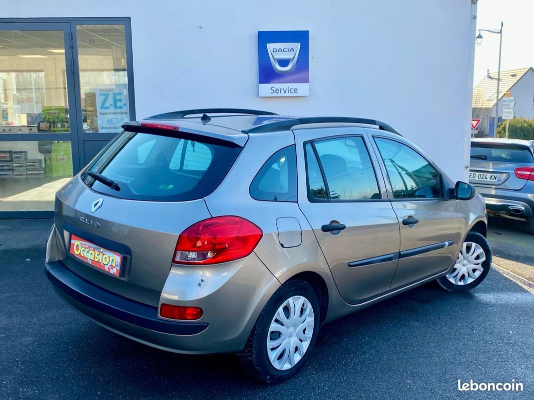 Barre de toit occasion RENAULT CLIO III phase 2 ESTATE - 1.5 DCI