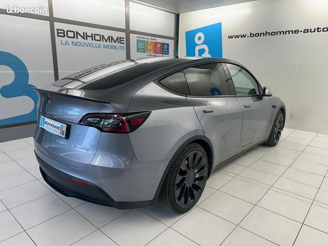 Tesla Model Y LONGE RANGE DUAL MOTOR 75KWH 472CV PERFORMANCE (image 12)