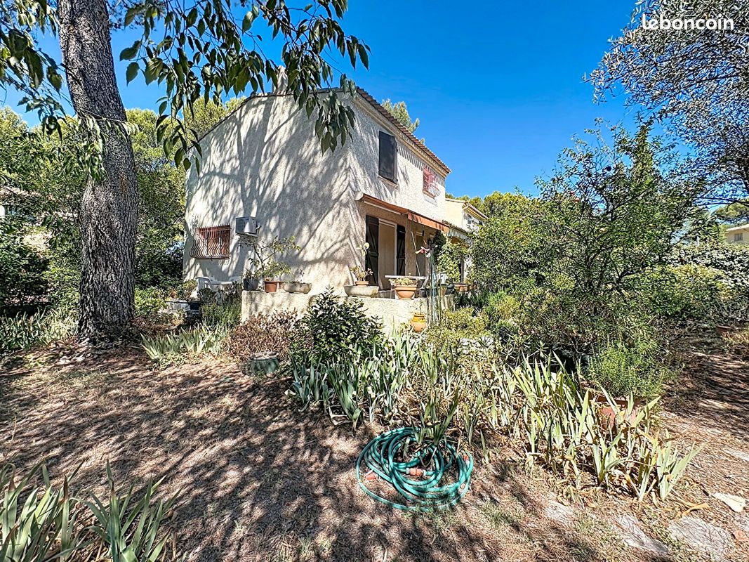 Maison 4 pièces 97 m² · à Lambesc · 97 m² · 367 000 €