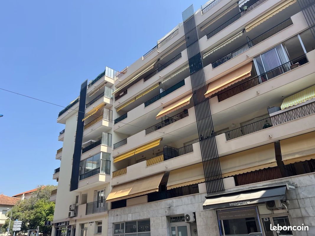 Appartement 2 pièces 57 m² · à Cagnes-sur-Mer · 57 m² · 275 000 €