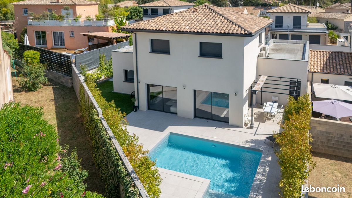 Maison 5 pièces 140 m² · à Villetelle · 140 m² · 520 000 €