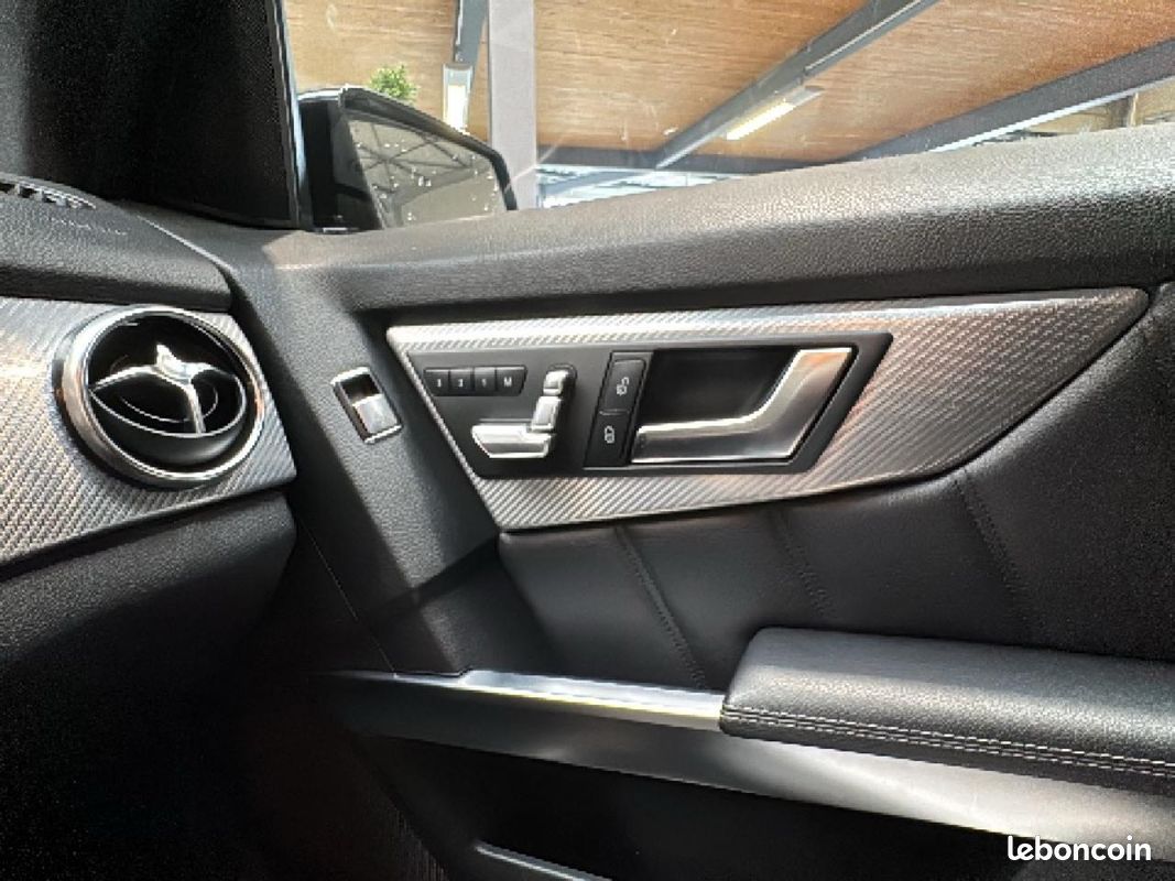 MERCEDES CLASSE GLK 350 4matic 7gtronic + (image 31)