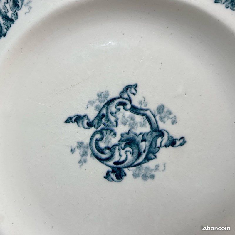 Charmant duo d’assiettes plates anciennes - Longwy Russes (image 3)